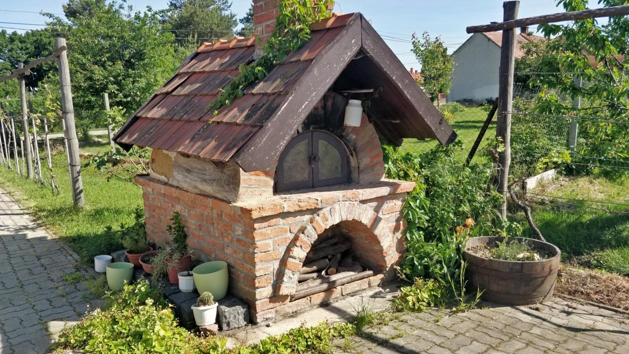 Ferienwohnung Novakporta Vendeghaz Lakhegy Exterior foto